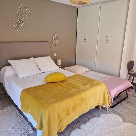 Un Coin Tropical En Provence ! Hotell LʼIsle-sur-la-Sorgue Exteriör bild