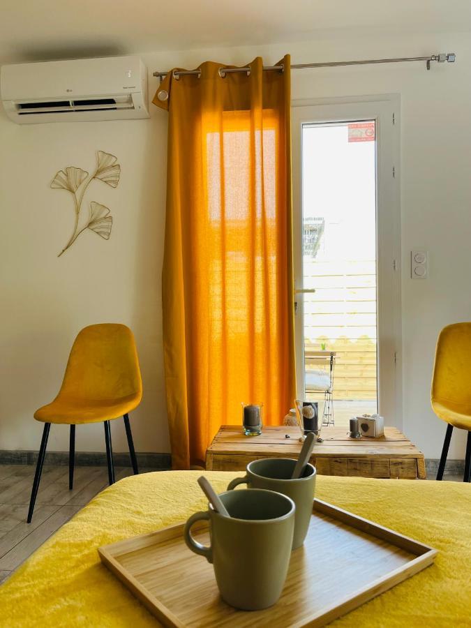 Un Coin Tropical En Provence ! Hotell LʼIsle-sur-la-Sorgue Exteriör bild