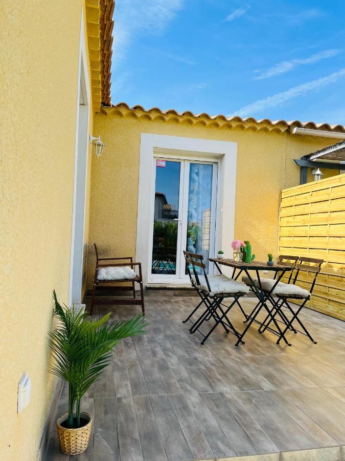Un Coin Tropical En Provence ! Hotell LʼIsle-sur-la-Sorgue Exteriör bild